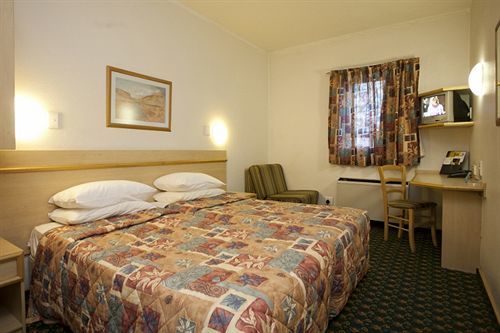 Road Lodge Ράστενμπεργκ Εξωτερικό φωτογραφία