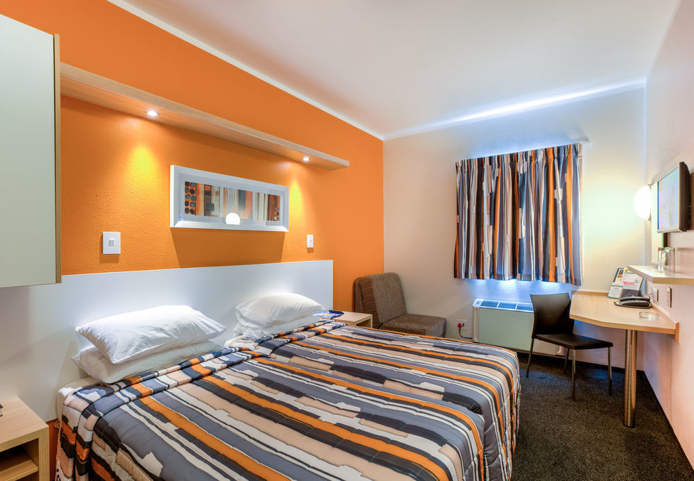 Road Lodge Ράστενμπεργκ Εξωτερικό φωτογραφία